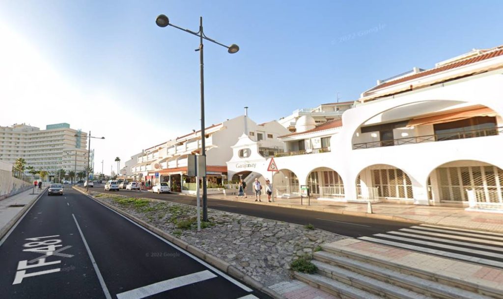 Un hombre se precipita desde un hotel en Tenerife