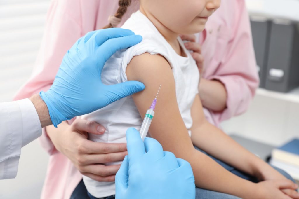 Detectan un brote de meningitis en un colegio de Canarias