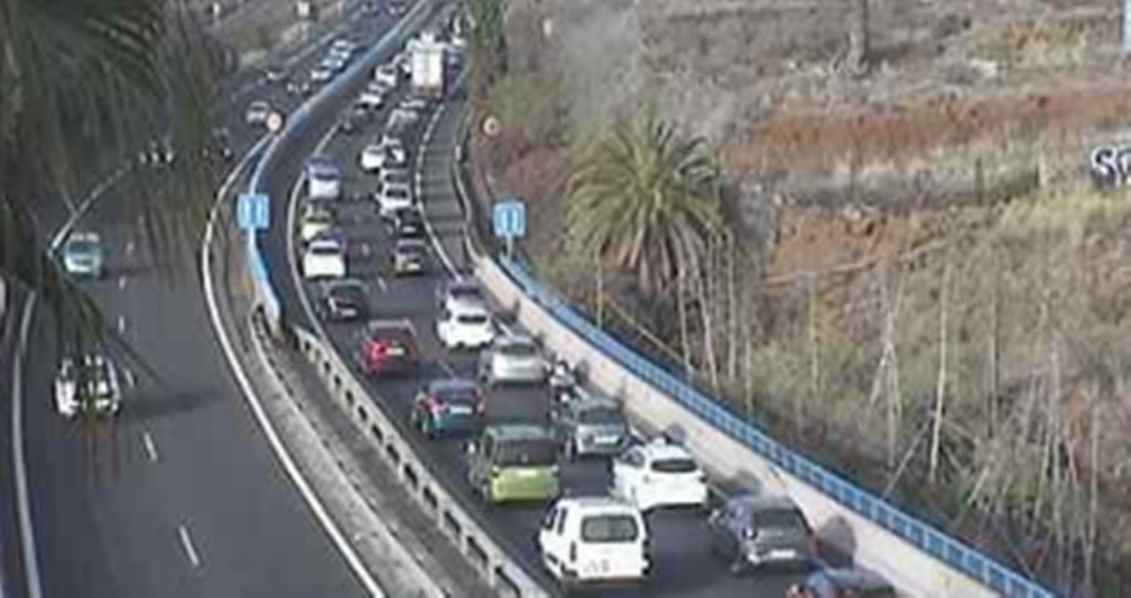 Accidente de tráfico en la TF-5. DA