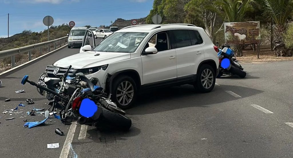 Un accidente en la TF-51 deja a un agente de la Policía Local de Arona gravemente herido
