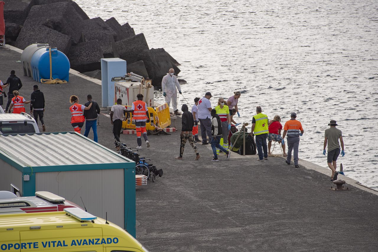 Canarias pide al Consejo de Estado un dictamen sobre su protocolo de menores migrantes