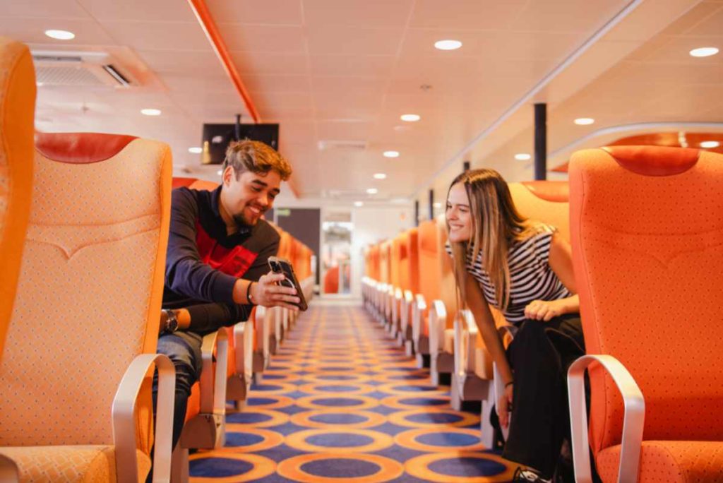 Fred. Olsen Express facilita la movilidad entre islas de los jóvenes canarios