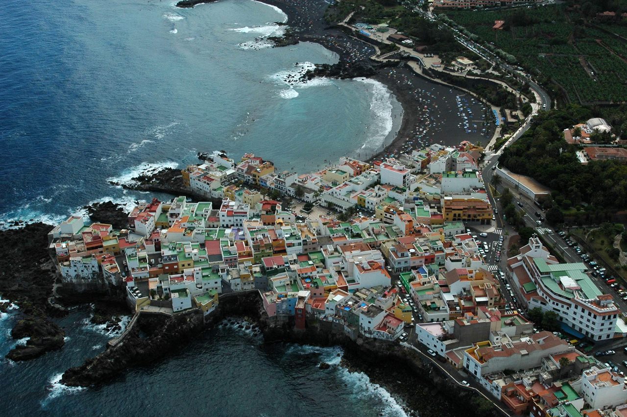 Unas 450 viviendas de Playa Jardín no están unidas a la red. DA