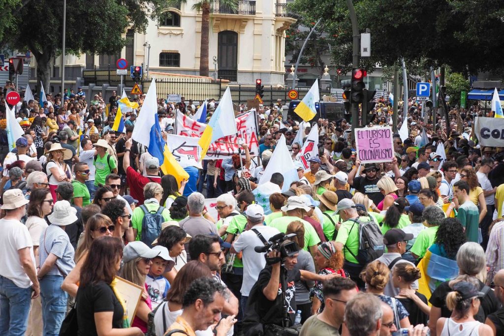 Colectivos del 20A se volverán a manifestar en Tenerife contra un modelo turístico "depredador"