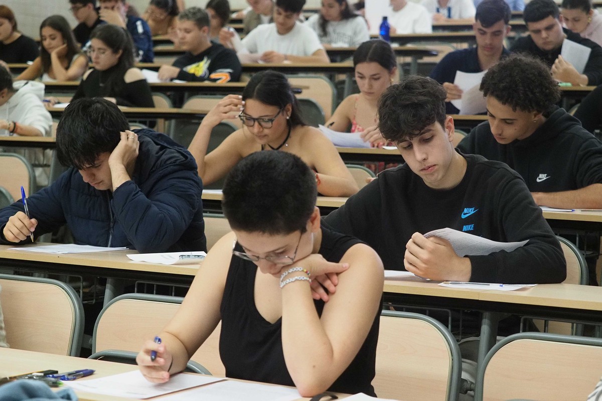 Una de las jornadas de la EBAU celebradas en la Universidad de La Laguna. Sergio Méndez