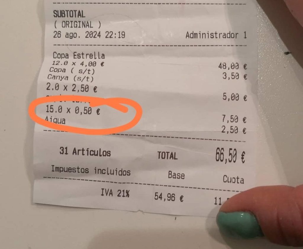 Se quedan de piedra cuando les cobran 7,50 euros por los "movimientos de terraza" en un bar