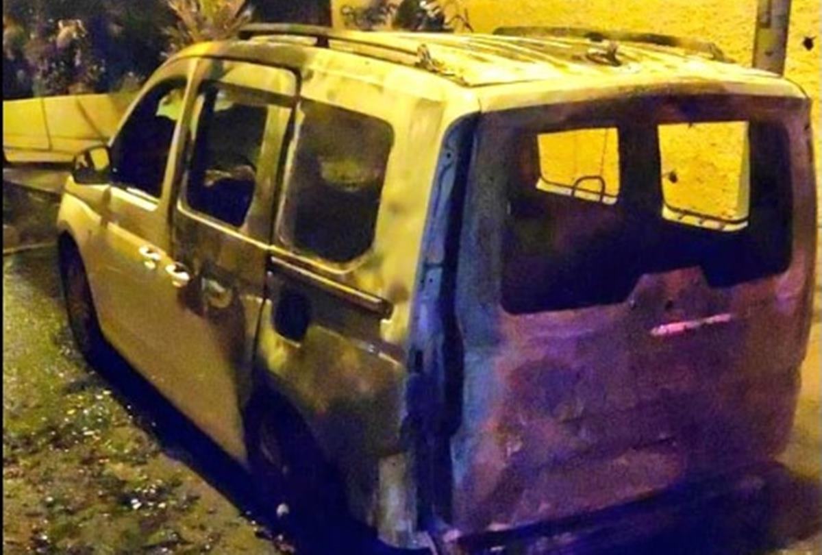 Un pirómano anda suelto en Santa Cruz: ha provocado siete incendios la pasada noche