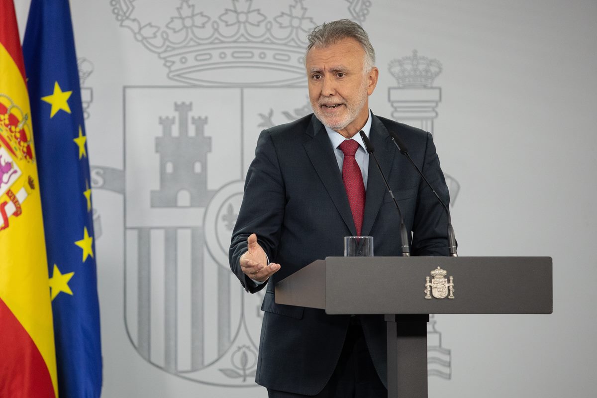 Torres reta al PP a volver a la mesa de negociación sobre menores ...