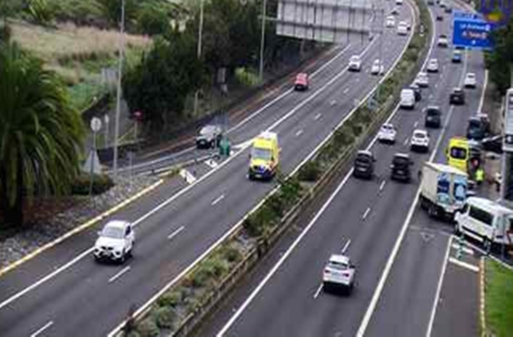Accidente de tráfico en la TF-5. DA
