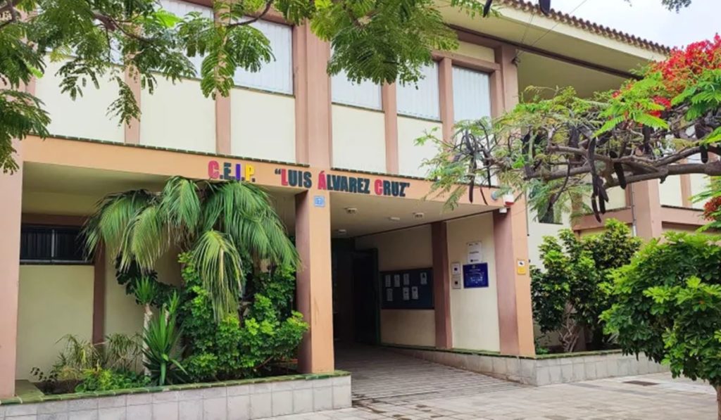 Denuncian robos "reiterados" en el colegio de Las Galletas
