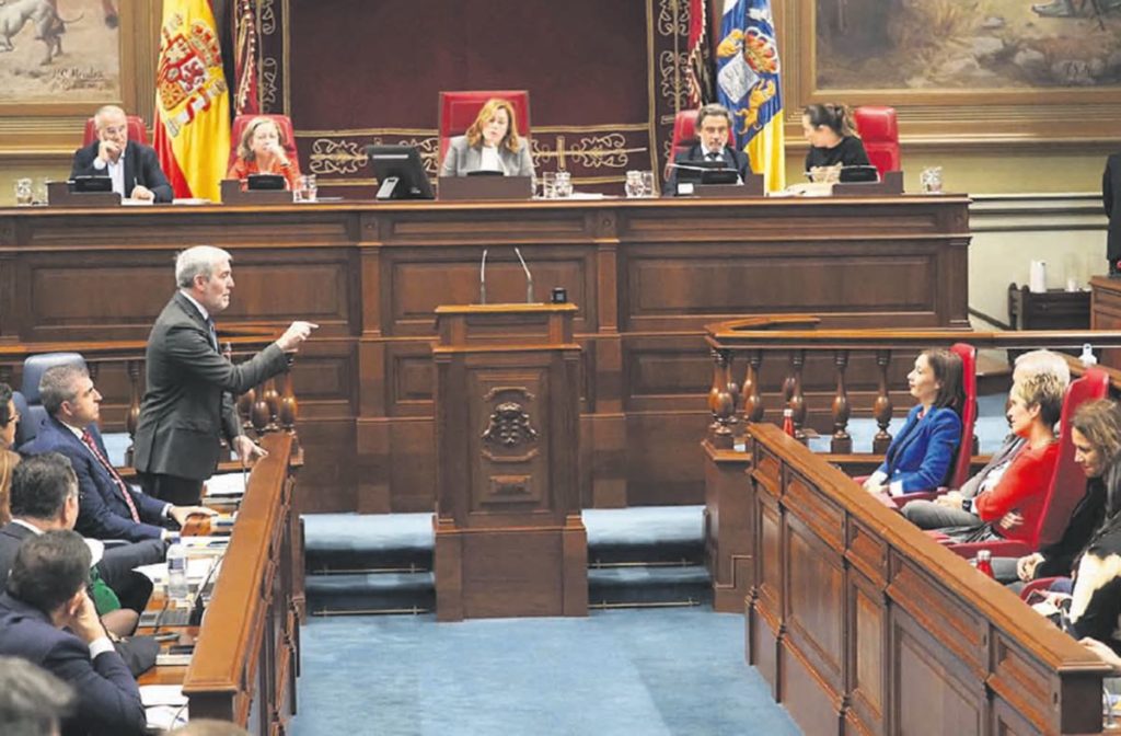 Clavijo también cuenta con el PNV para eludir el boicot del PP