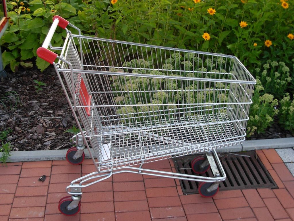 El gran cambio que llegará a los supermercados españoles: adiós a los carritos de la compra