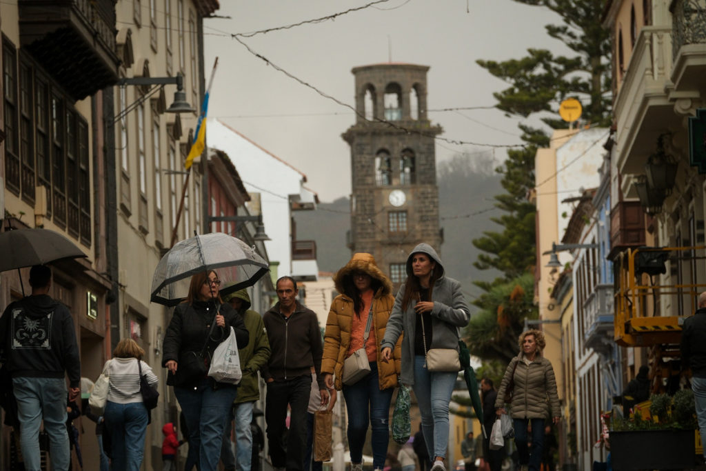 La Aemet detalla las horas a las que podría llover más este lunes en Canarias. Archivo Fran Pallero
