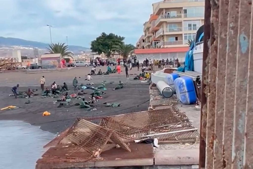 Dos fallecidos en el primer cayuco que llega a las costas canarias en 2025