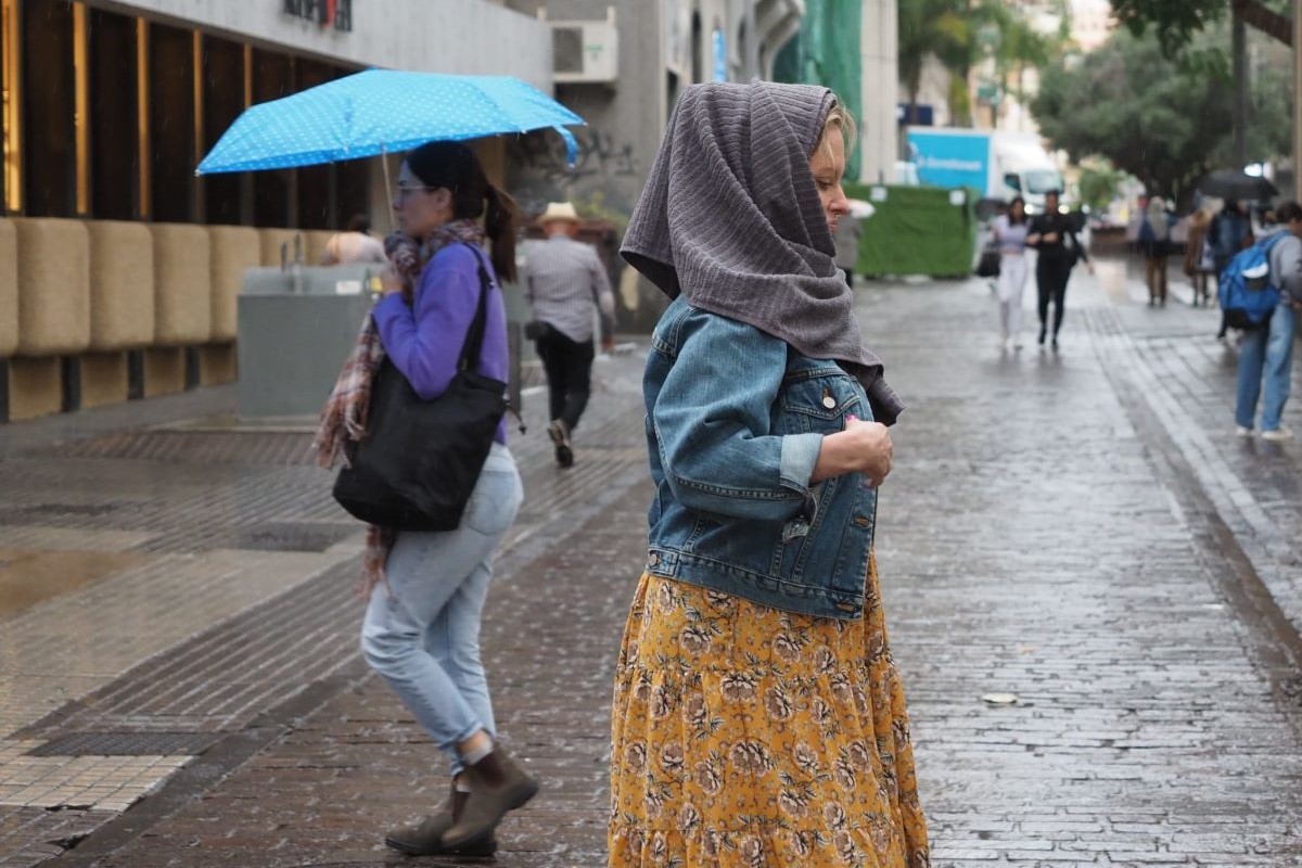 Lluvia en Santa Cruz de Tenerife. | Sergio Méndez
