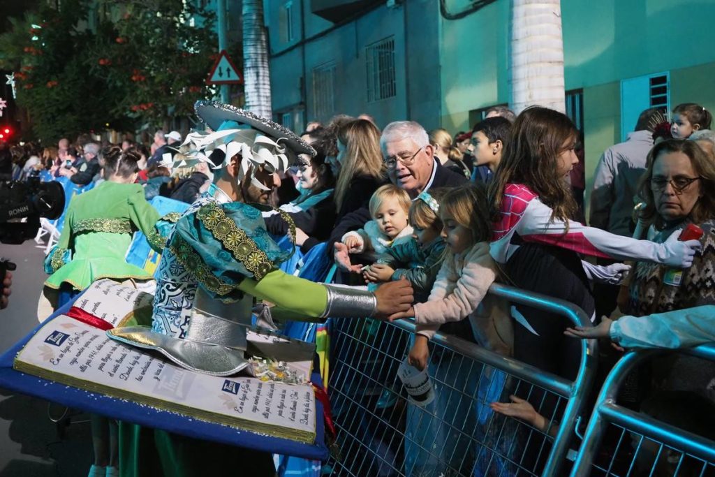 Cabalgata Carnaval Santa Cruz de Tenerife 2025