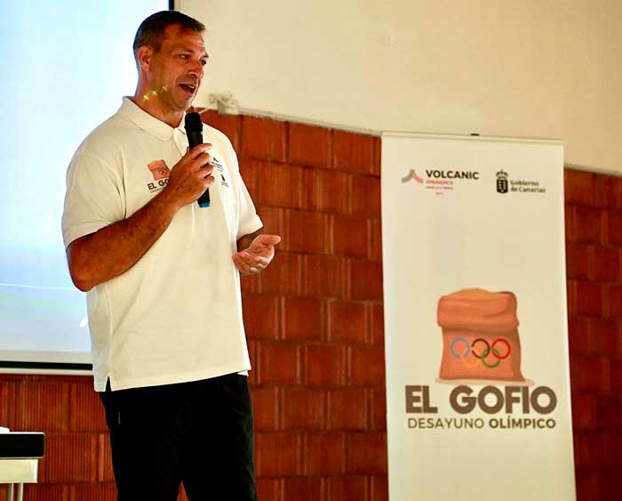 Mario Pestano, en la charla de la iniciativa El gofio desayuno olímpico