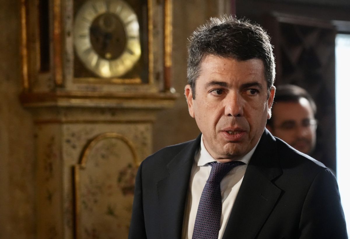 Mazón ultima con Feijóo los términos de su dimisión