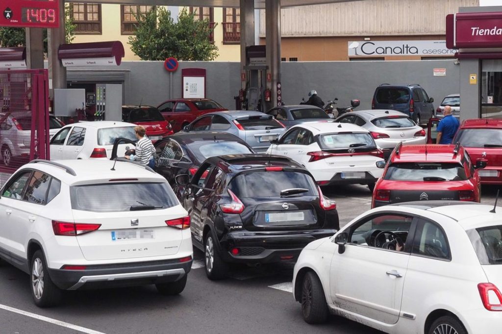 El impacto indirecto de la venta de coches en Canarias se eleva a 222 millones de euros. Sergio Méndez