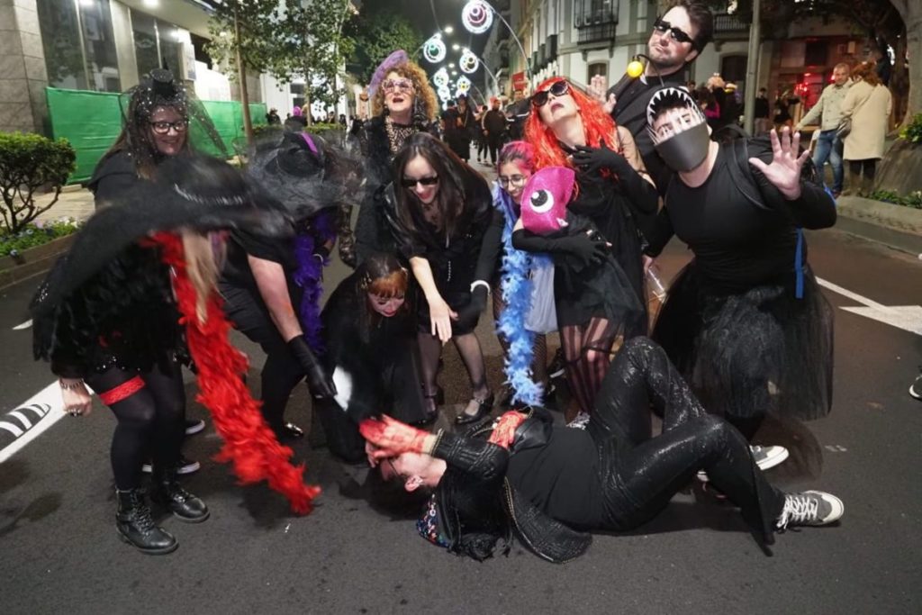 El Carnaval de Santa Cruz de Tenerife ‘entierra’ la Sardina