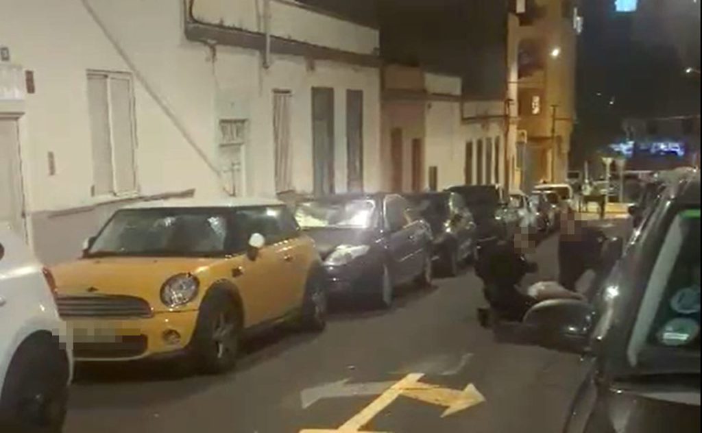 Trifulca en pleno centro de Santa Cruz de Tenerife: acaba reducido por la policía