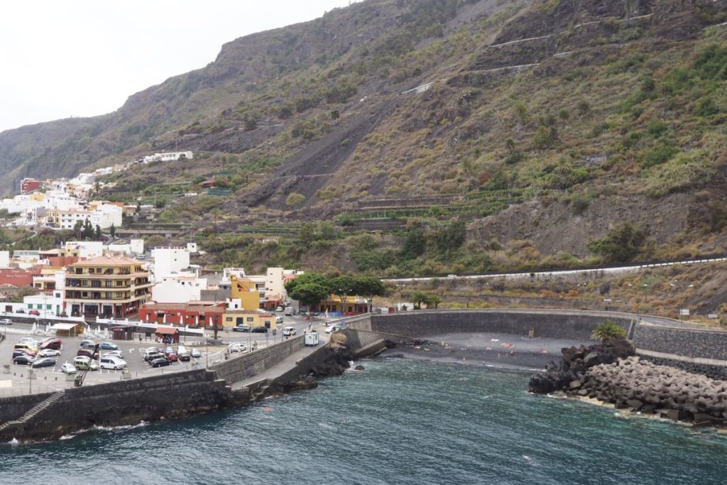 Los fuegos del risco de Garachico, pendientes de un permiso