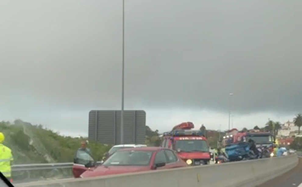 Colapso en la TF-5 por un accidente