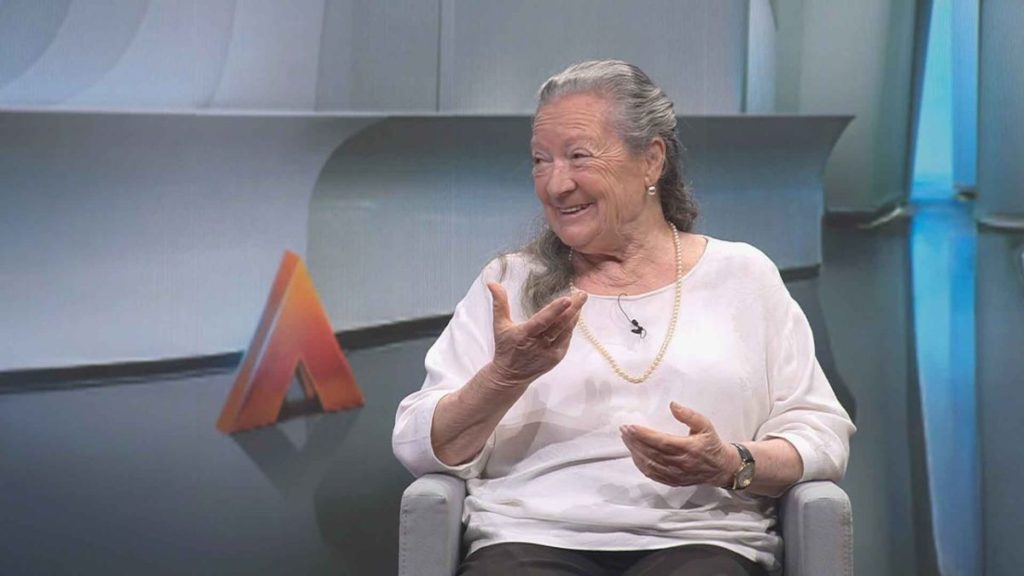 Elsa López en una entrevista en ATLÁNTICO TELEVISIÓN. DA