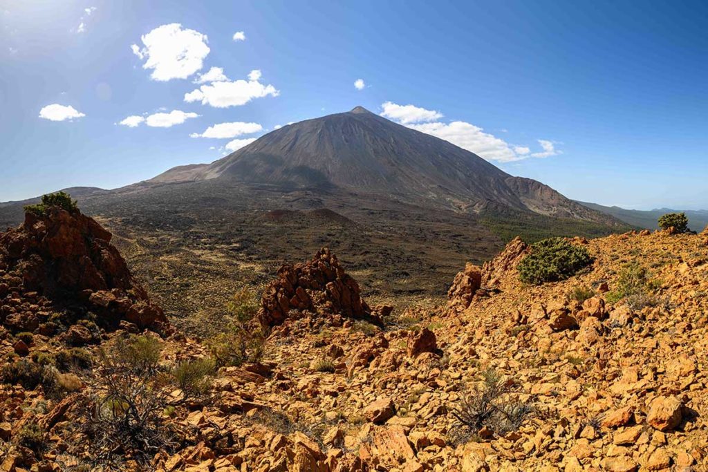 Las dificultades de investigar la represión franquista en el Parque Nacional del Teide