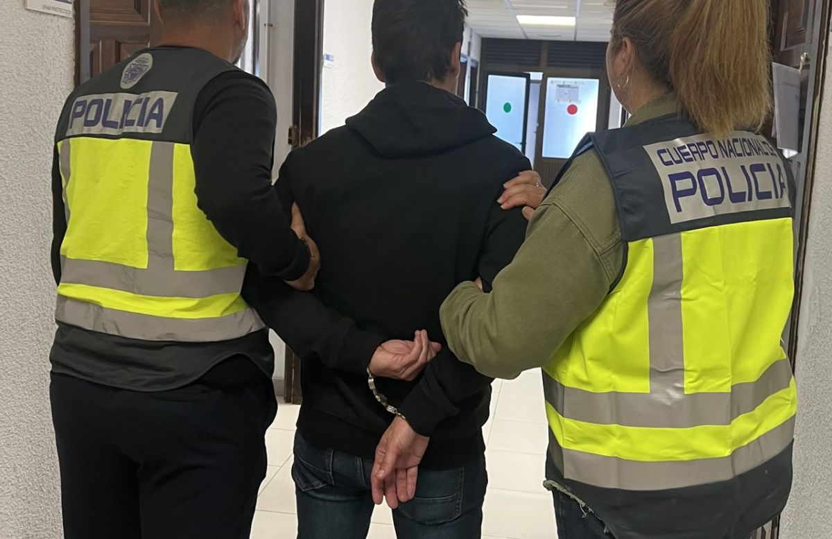 La Policía Nacional monta un dispositivo en Tenerife para detener al joven que cometió cinco delitos idénticos en tiempo récord