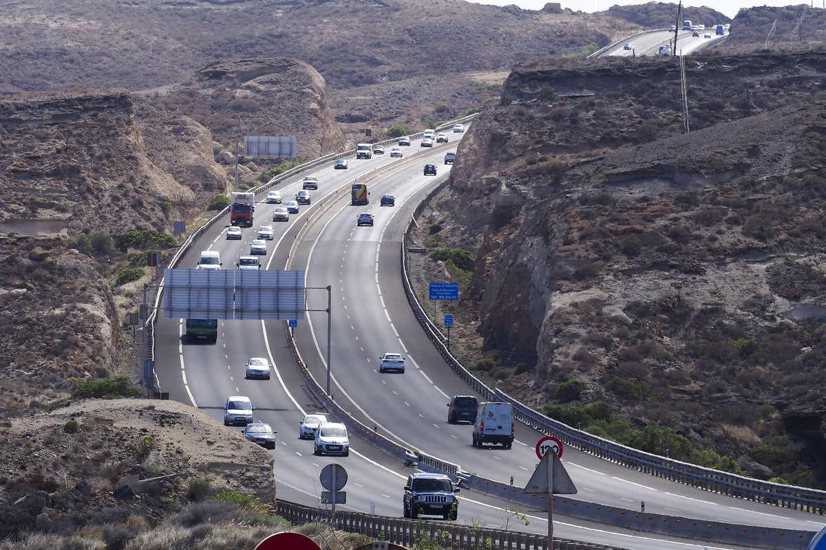 El tercer carril de la TF-1, a contrarreloj: el futuro del corredor San Isidro-Adeje depende de salvar la evaluación ambiental