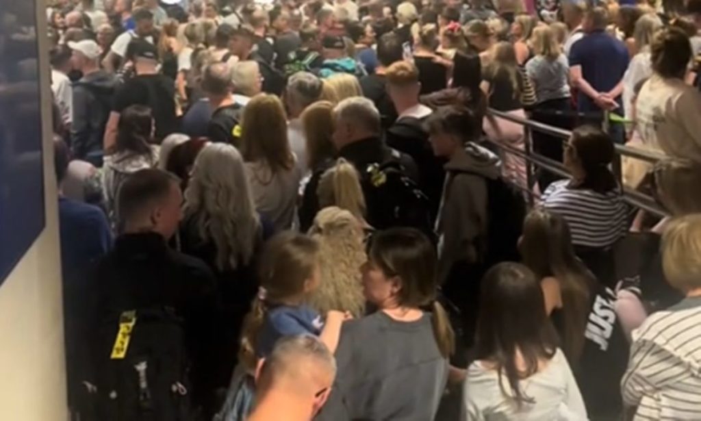 Turistas en Tenerife Sur. TikTok