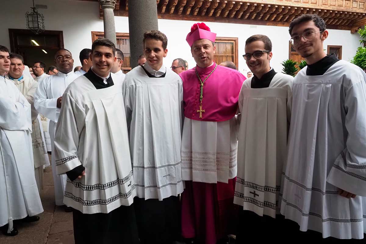 Eloy Santiago toma posesión como nuevo obispo de Tenerife