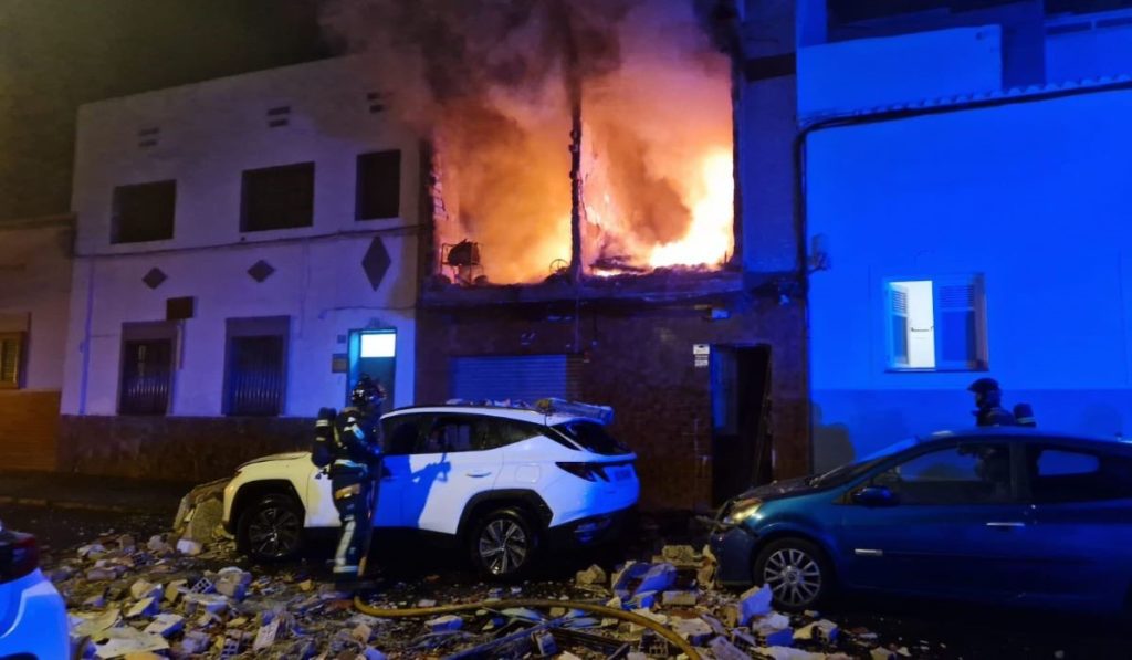 Muere una persona tras una explosión en una vivienda de La Laguna