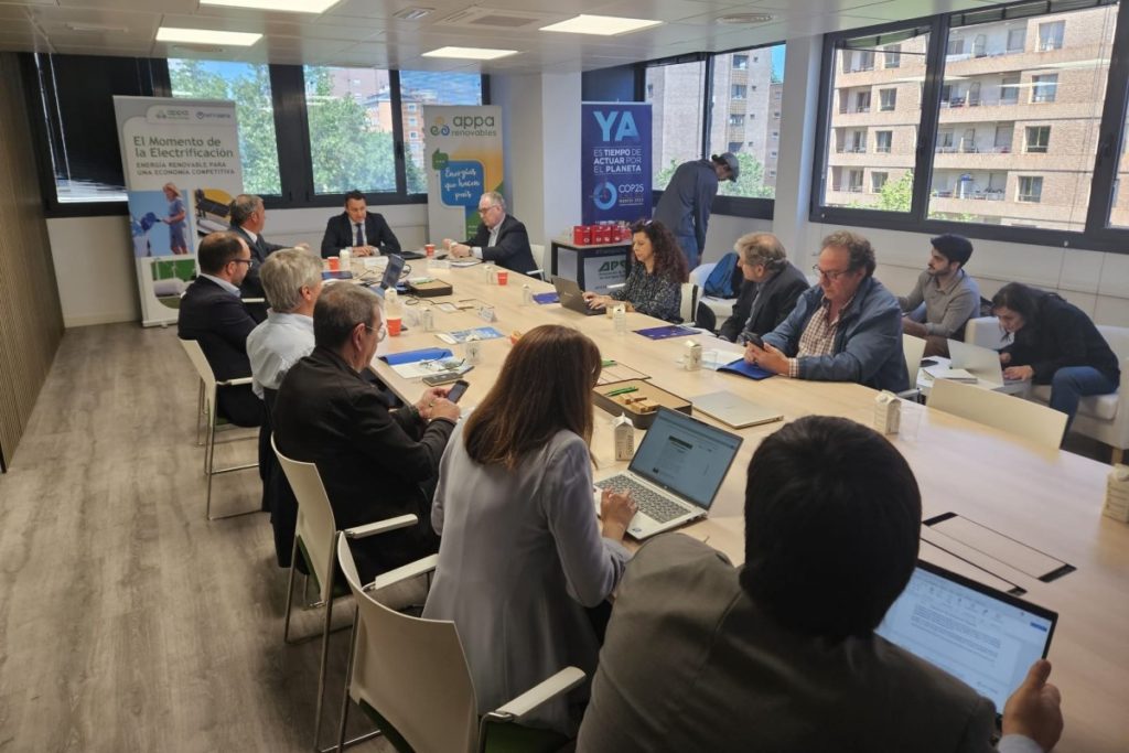 Presentación del informe elaborado por NTT Data para APPA 'Renovables sobre el momento de la electrificación en España'