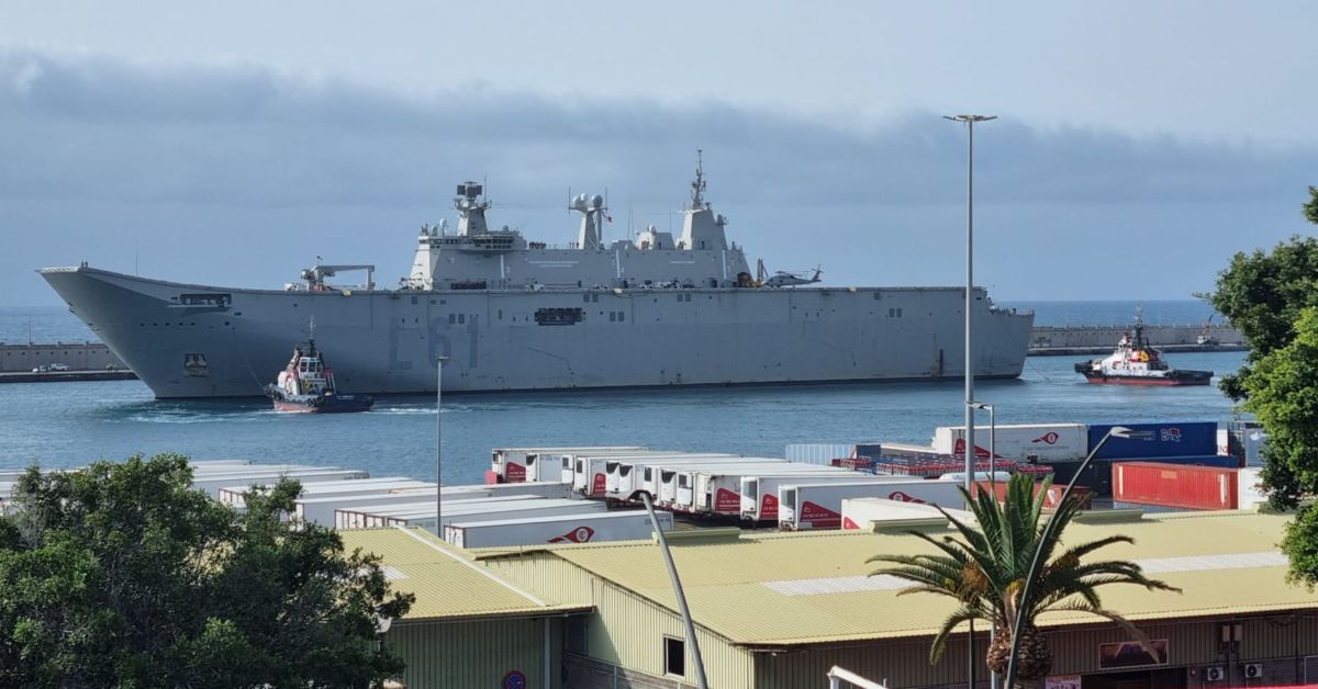 El mayor barco de guerra de España está en Tenerife y lo puedes visitar