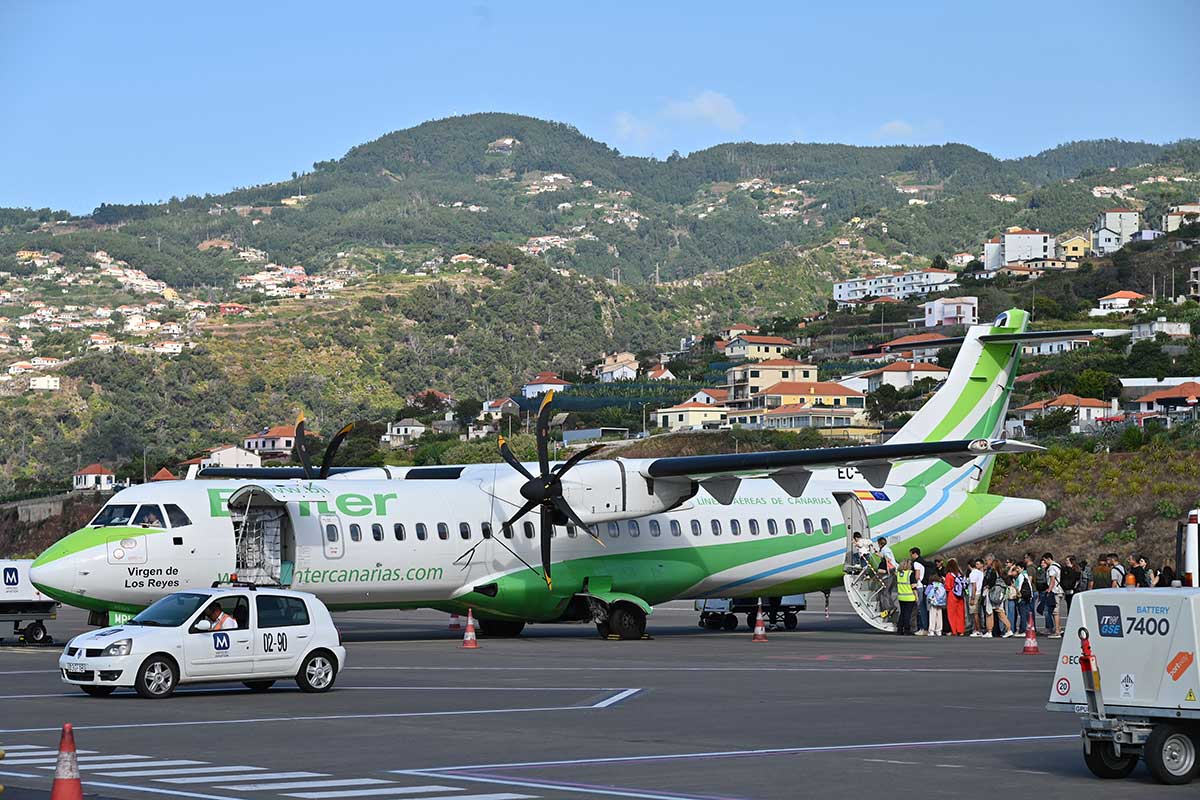 Binter oferta 41.000 plazas entre Canarias y Madeira durante el verano