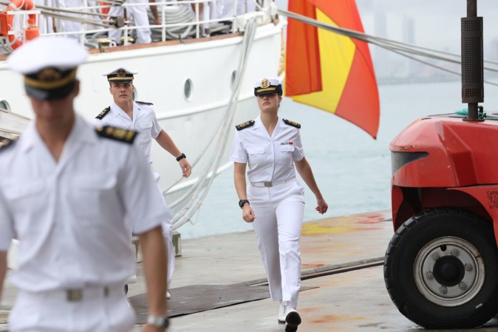 La Princesa de Asturias se unirá la fragata Blas de Lezo en Canarias