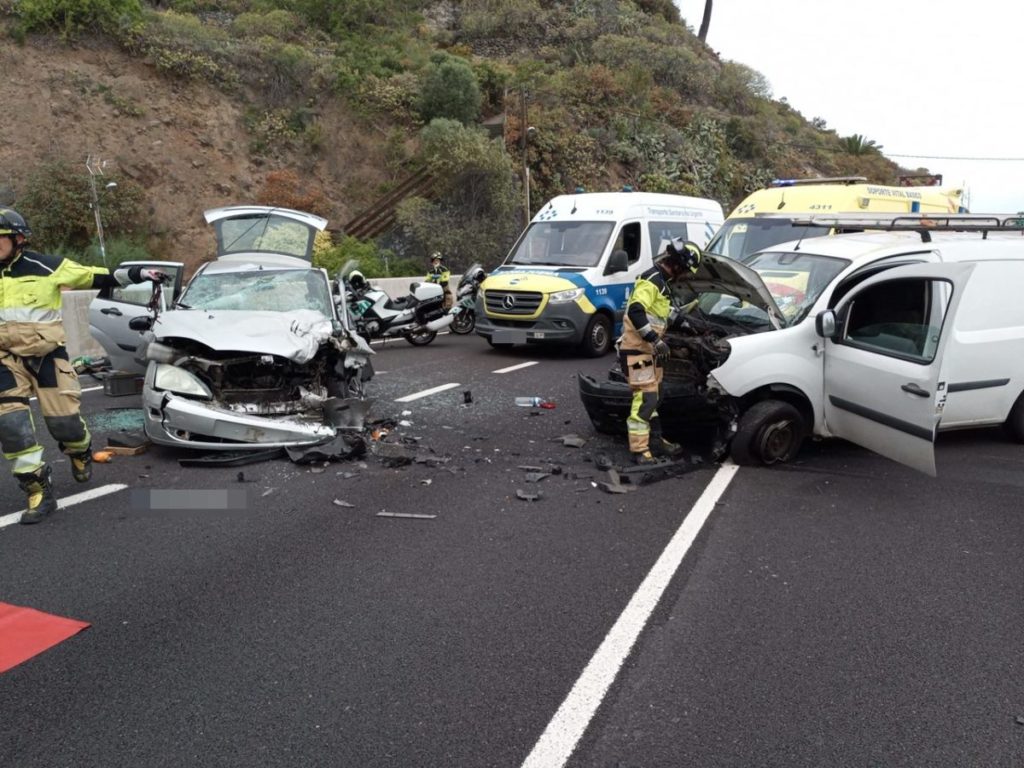 Accidente en la TF-5. DA