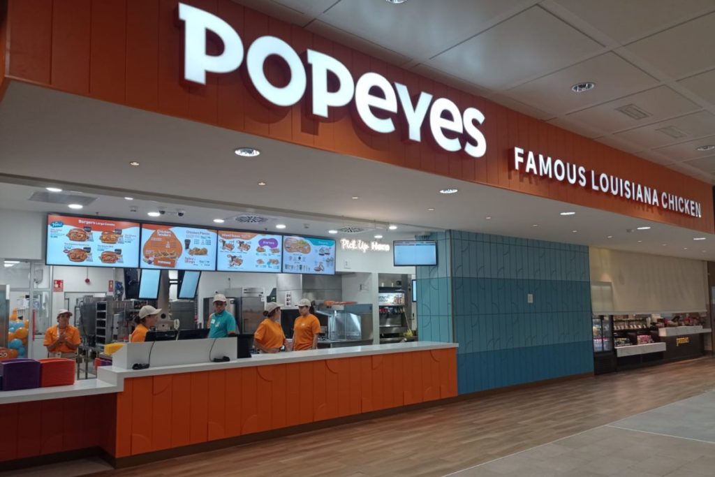 Popeyes desembarca en Tenerife con pollo gratis para los más rápidos