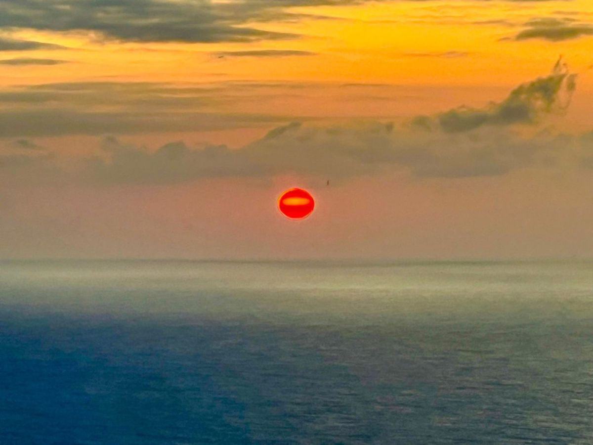 La misteriosa señal que dibujó la puesta de sol en el norte de Tenerife: ¿un mensaje?