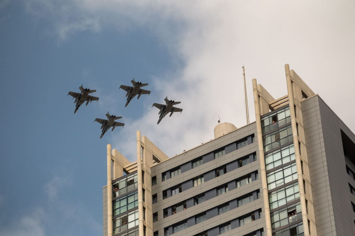 Las mejores imágenes del Día de las Fuerzas Armadas celebrado en Tenerife