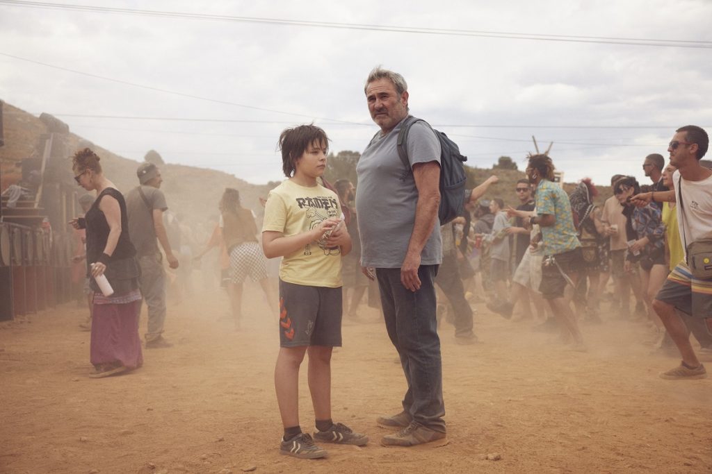 Sergi López y el joven actor Bruno Núñez, en Sirat. 