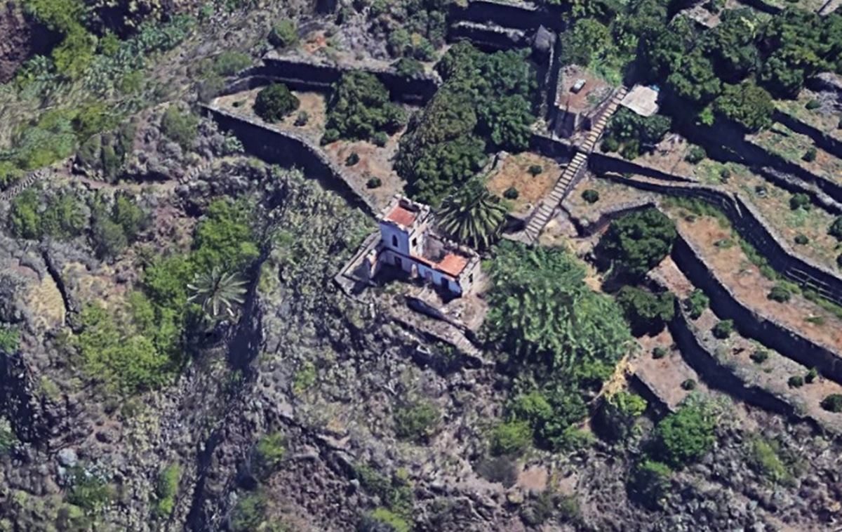 El misterioso castillo en Tenerife con teleférico y entre plataneras