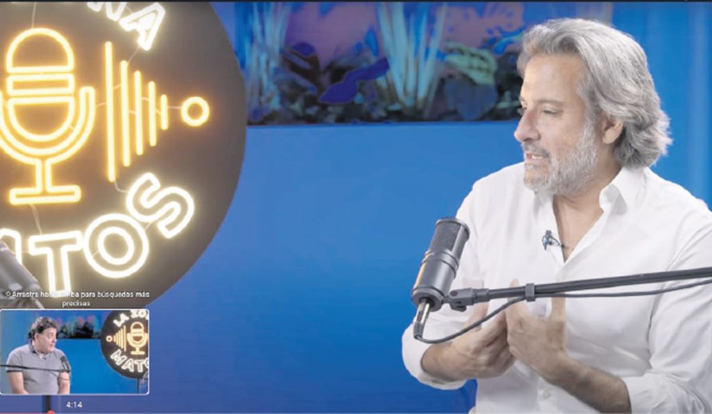 El diputado socialista Gustavo Matos se sube a la moda del podcast en Internet