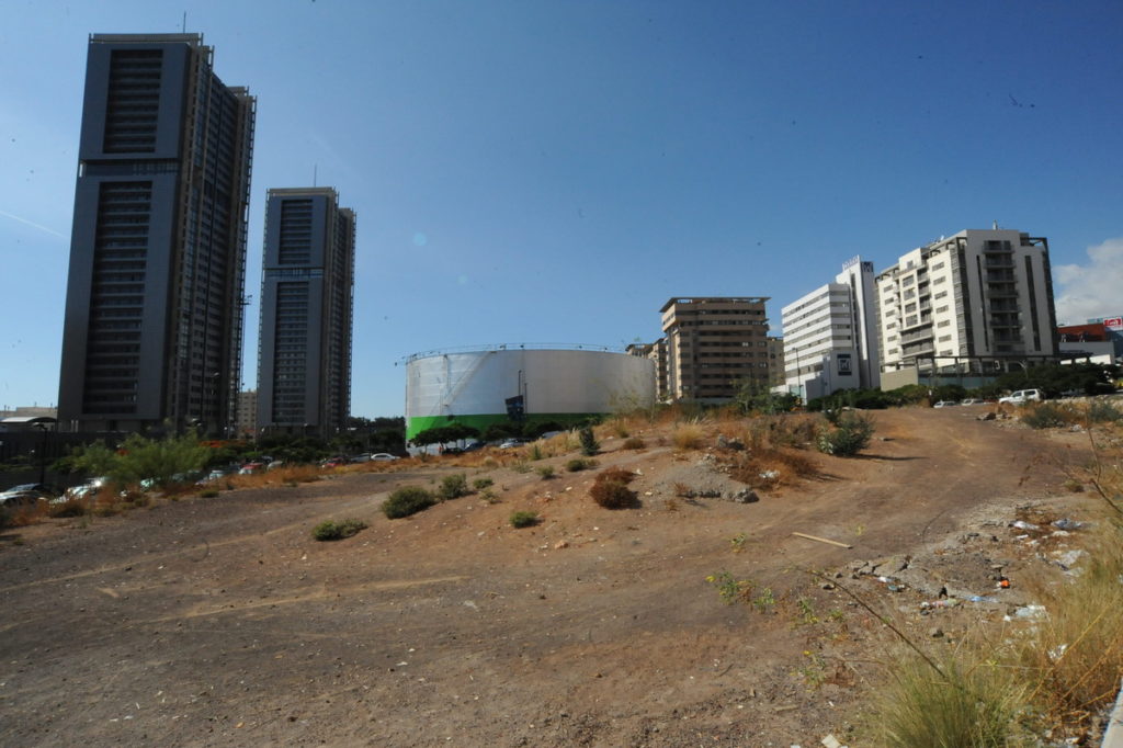 Solares en Cabo Llanos, en Santa Cruz de Tenerife. DA (archivo)