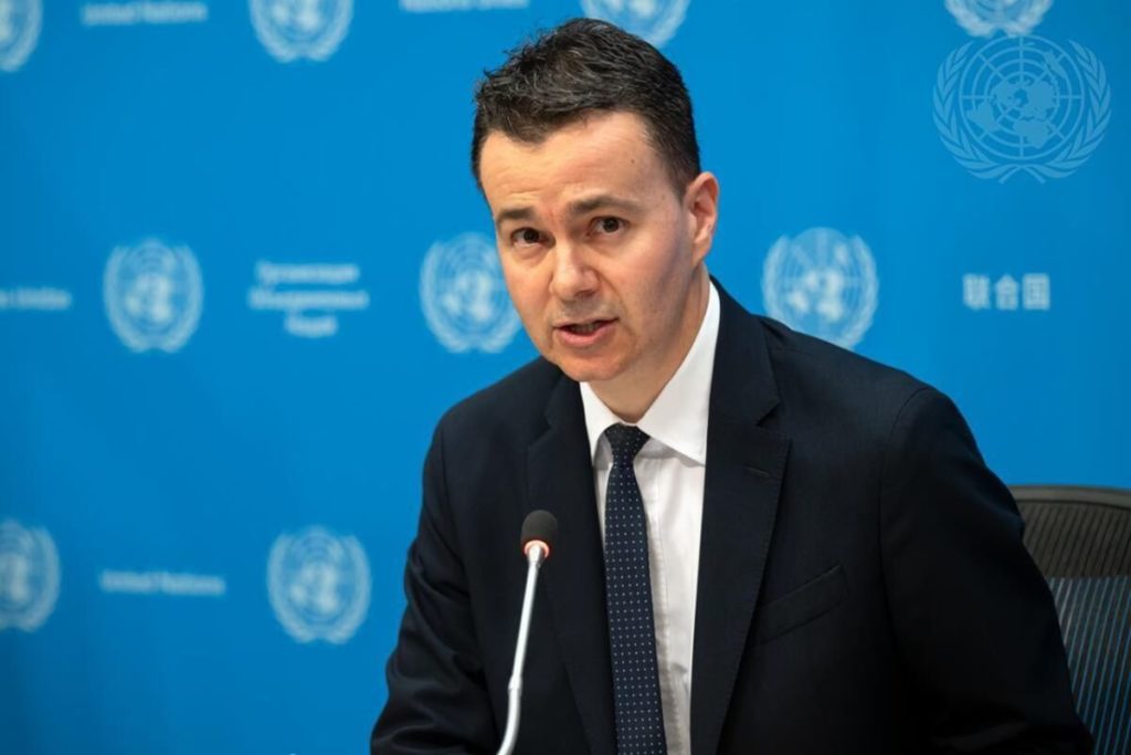 Héctor Gómez. DA
