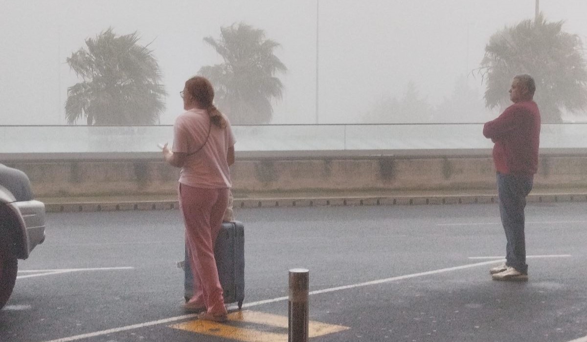 Desviados dos vuelos en Tenerife Norte por climatología adversa