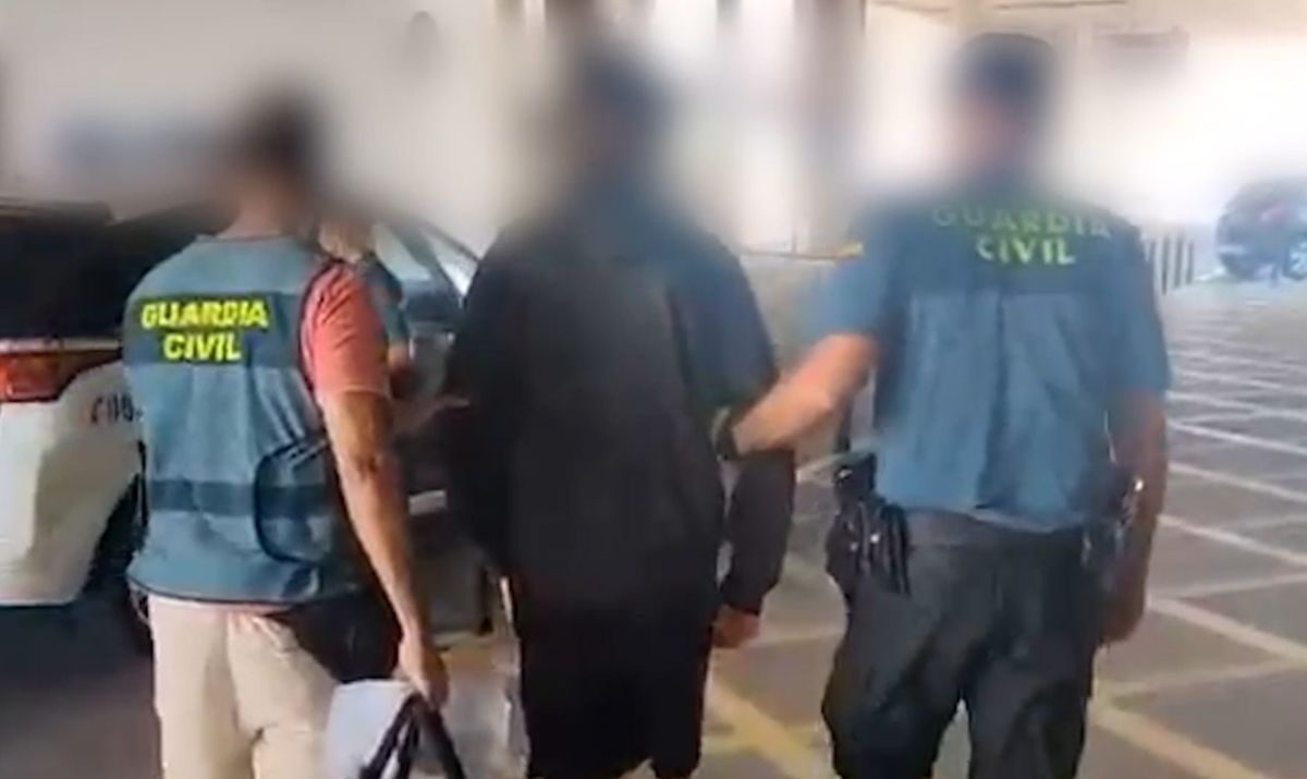 Detención en el aeropuerto de Lanzarote. DA