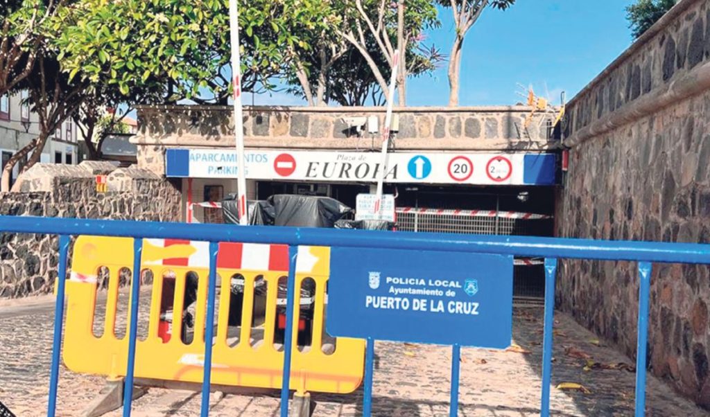 Denuncian que un parking de uno de los lugares más turísticos de Canarias carece de licencia